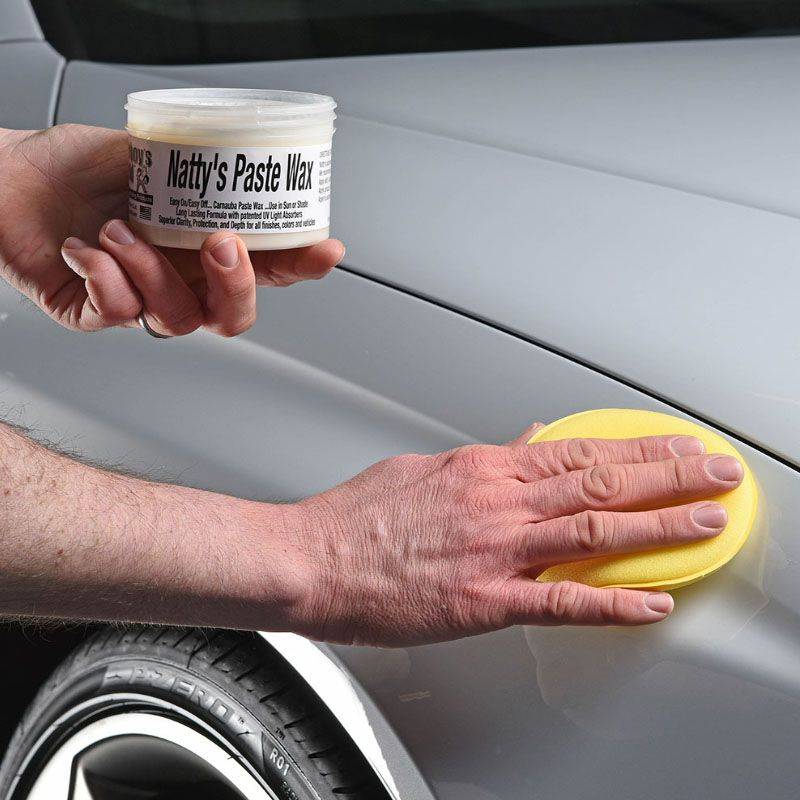 Encerado de carnauba con Swissvax 3 Encerado de carnauba