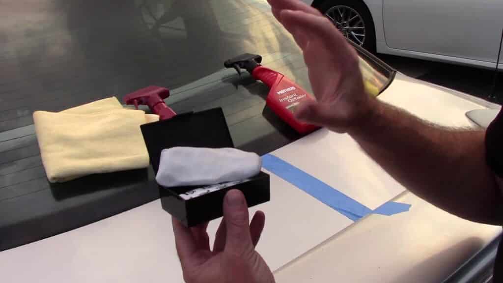 Cómo Hacer un buen Detailing: Guía Completa en 12 Pasos 19 clay bar