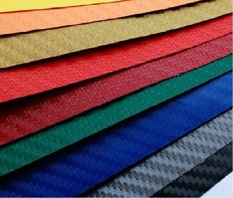 ¿De qué están hechas las láminas de vinilo para coche? 3 material vinilo coches