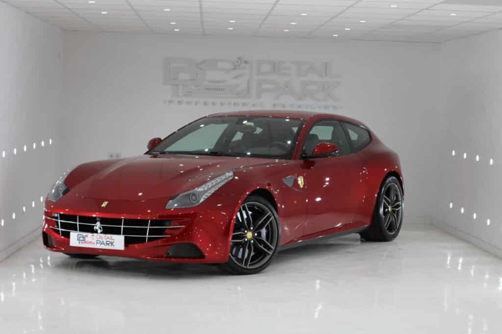 Quitando vinilo de un Ferrari FF 22 ferrari ff detail park marbella