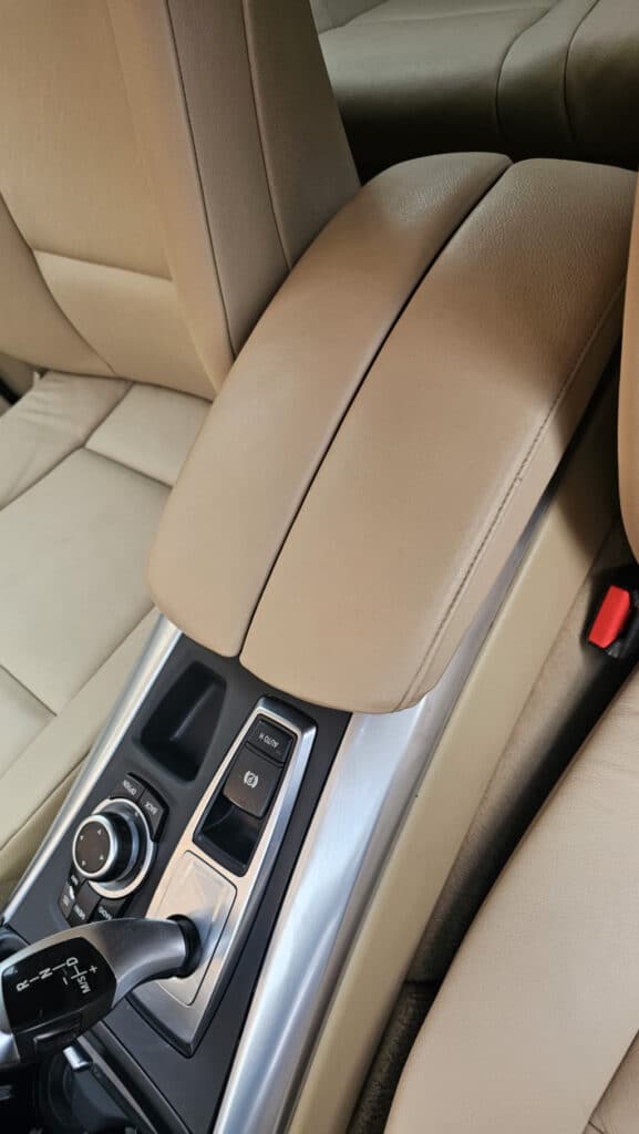 Restauración de cueros de un BMW X6 18 car wrapping%&paint protection film%
